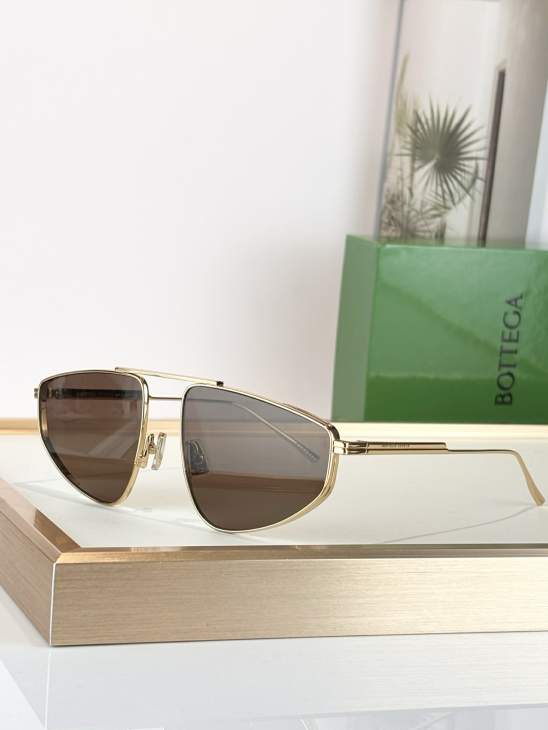 Picture of Bottega Veneta Sunglasses _SKUfw79619871fw